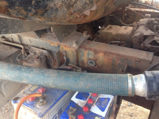 ขาย 10 ล้อรถน้ำ ISUZU 210 แรงม้า ตัวแรกสโลว์กลาง สนใจโทร0819701072