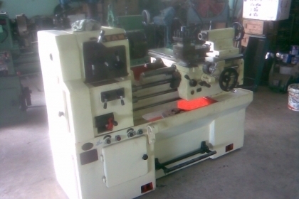 เครื่องกลึง 5 ฟุต yam