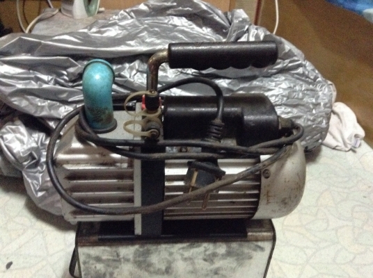 เครื่องแว๊กคั่มแอร์สภาพดีพร้อมใช้ 1500 บาท