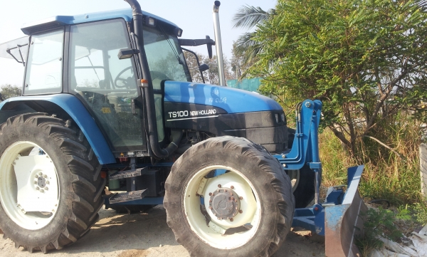 ขายTS100  Ford Newholland