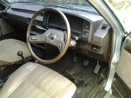 ขายรถยนต์ ปี86 โตโยต้า โคโรล่า รุ่นท้ายตัด เครื่อง1300cc.เกียร์ธรรมดา แอร์ ล้อแม็ก รถขับดี สภาพสีดี ขายถูกๆตามสภาพ