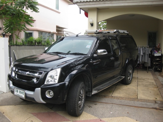 อีซุซุ ไฮแลนด์เดอร์ แพลทตินั่ม 2.5 Ddi รถบ้านขายเอง อีซุซุ ไฮแลนด์เดอร์ แพลทตินั่ม 2.5 Ddi รถบ้านขายเอง