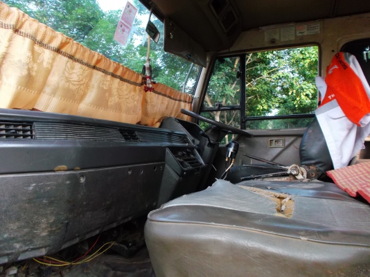 ขายด่วนรถสิบล้อหลงโบTFชีL3214ดรั้มเครือง220แรงม้าปี38
