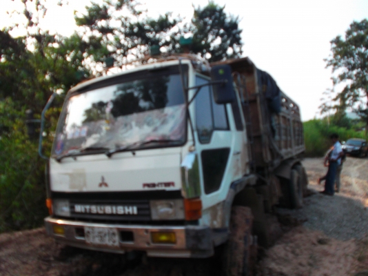 ขายด่วนรถสิบล้อหลงโบTFชีL3214ดรั้มเครือง220แรงม้าปี38