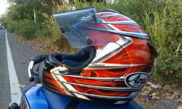 ARAI รุ่น CHASER ไซร์ M เลิกขี่ซื้อมายังไม่ได้ใส่ สีสวยไม่มีรอยชิวสโมกสภาพ98\%