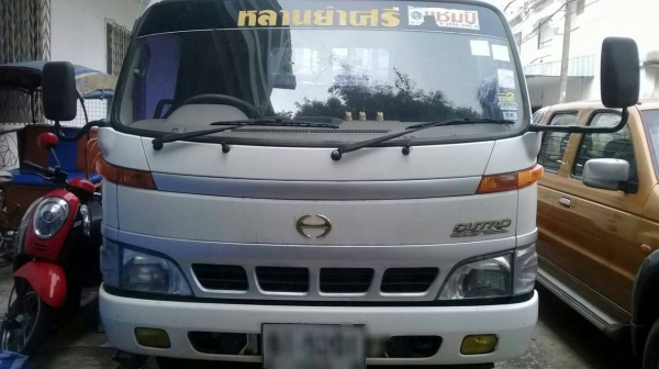 ขาย HINO ปี 49 รถห้าง เครื่องดี คัสชีส์สวย  พร้อมใช้งานครับ