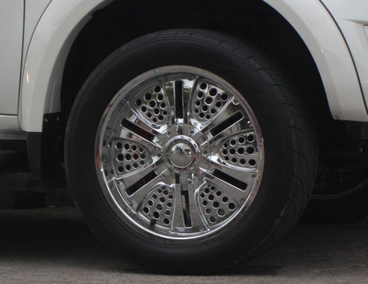 ขายล้อขอบ 20 พร้อมยาง Nitto NT420 265 50 20 ปี10