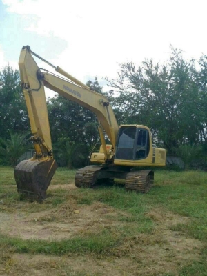 รถแบคโฮ KOMATSU PC 200-6 ( รถเช็คนอก ) ( รถทำงาน 1x,xxx กม. ) สนใจติดต่อ 081 - 6079515 รถแบคโฮ KOMATSU PC 200-6 ( รถเช็คนอก ) ( รถทำงาน 1x,xxx กม. ) สนใจติดต่อ 081 - 6079515