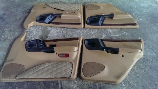 ขายแผงประตู JEEP grand cherokee