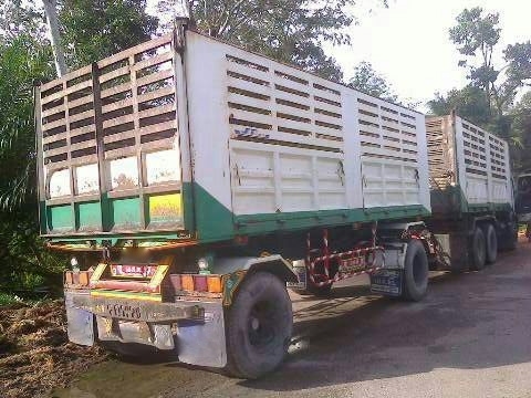 รถฮีโน่ 10 ล้อดั้ม 260 แรงม้า ปี 47 ( ขายแม่ลูก ) สนใจติดต่อ 081 - 6079515 รถฮีโน่ 10 ล้อดั้ม 260 แรงม้า ปี 47 ( ขายแม่ลูก ) สนใจติดต่อ 081 - 6079515