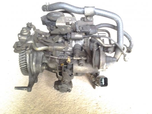 ปั้มเดิม4m40 a/t ปั้มเดิม4m40 a/t