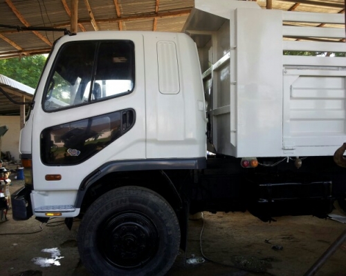 ขายแล้วครับ ขอบคุณทีมงานพี่เสือครับ ขายสิบล้อฟูโซ่ ยูโรวัน วางหัวM6ตาหวาน MMTFN527-ETC xxxxx 225แรงม้า เทอร์โบอินเตอร์ โทร 085-7075176 ราคาต่อรองได้ครับ ขายได้ขายเลยคุยไม่ยาก