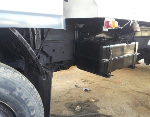 ขายแล้วครับ ขอบคุณทีมงานพี่เสือครับ ขายสิบล้อฟูโซ่ ยูโรวัน วางหัวM6ตาหวาน MMTFN527-ETC xxxxx 225แรงม้า เทอร์โบอินเตอร์ โทร 085-7075176 ราคาต่อรองได้ครับ ขายได้ขายเลยคุยไม่ยาก