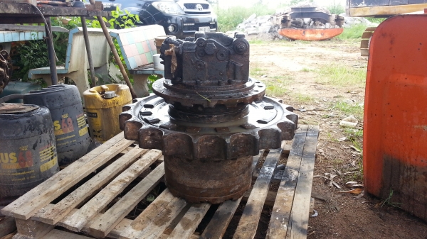 ขายด่วน ตัวเดิน HITACHI EX200-3