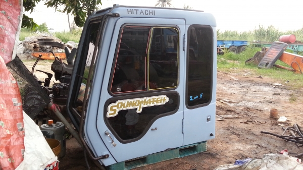 ขายหัวเก๋ง HITACHI EX200-3