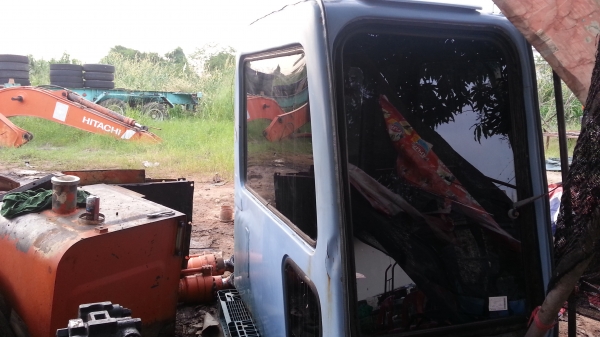 ขายหัวเก๋ง HITACHI EX200-3