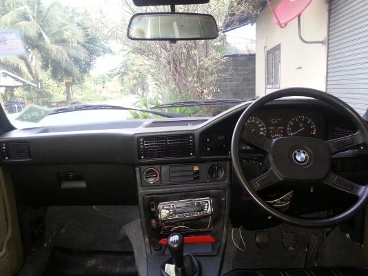 ขาย BMW E28 เครื่องเดิม ขาย BMW E28 เครื่องเดิม