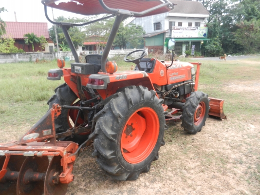 รถแทรคเตอร์คูโบต้า L3408 พร้อมอุปกรณ์ ใบดันหน้า  ผาน6