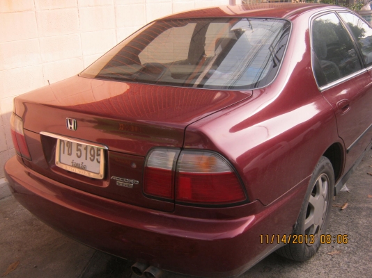 ขายรถเก๋งฮอนด้าแอ็คคอร์ด