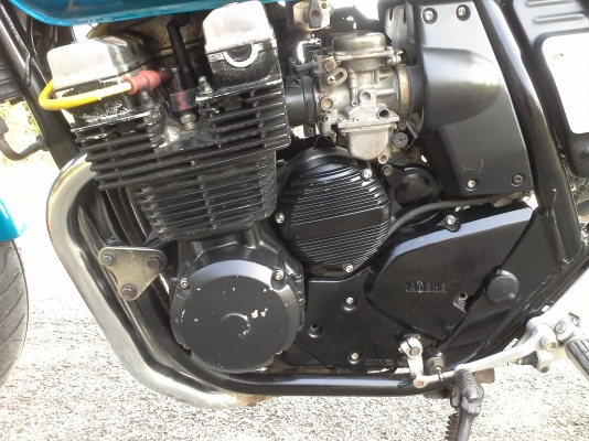 ขาย Yamaha Xjr 400 cc.ปี97 สภาพพร้อมใช้ เครื่องแห้ง รถอยู่ จ.นนทบุรี