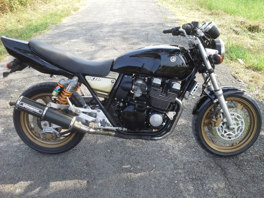 ขาย Yamaha Xjr 400 cc.ปี97 สภาพพร้อมใช้ เครื่องแห้ง รถอยู่ จ.นนทบุรี