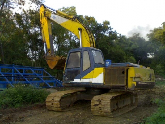 ขายKOBELCO SK 200M3 ซีเรียล92Xxxตามสภาพแต่ใช้งานได้ดี ราคาต่อรองได้ ติดต่อได้ที่คุณอ๊อฟ พิจิตร 086-737-9991