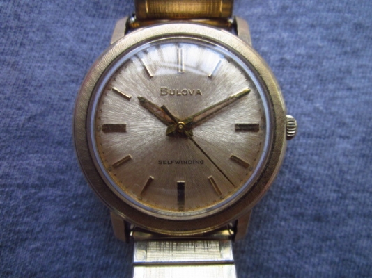 +++++ BULOVA สวิสเมดเรือนทอง 10kโกลด์เพลทหน้าดาวกระจาย +++++