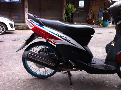 ขายด่วน mio ปี 51 ไฟคู่ สีแดง ขาว รถสวยมาก เครื่องเดิม แน่นๆ ขายพร้อมโอนให้ฟรีๆกันไปเลย ทดลองขับได้จ้า ขายด่วน mio ปี 51 ไฟคู่ สีแดง ขาว รถสวยมาก เครื่องเดิม แน่นๆ ขายพร้อมโอนให้ฟรีๆกันไปเลย ทดลองขับได้จ้า