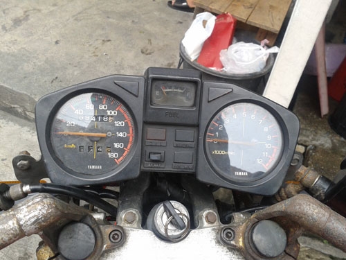 ขายด่วน YAMAHA RXZ ปี34 รถบ้านสวย เครื่องเดิมๆ ใช้งานได้อีกยาวนาน เอกสารครบ ภาษีไม่หมด รีบๆเลยจ้า ขายด่วน YAMAHA RXZ ปี34 รถบ้านสวย เครื่องเดิมๆ ใช้งานได้อีกยาวนาน เอกสารครบ ภาษีไม่หมด รีบๆเลยจ้า