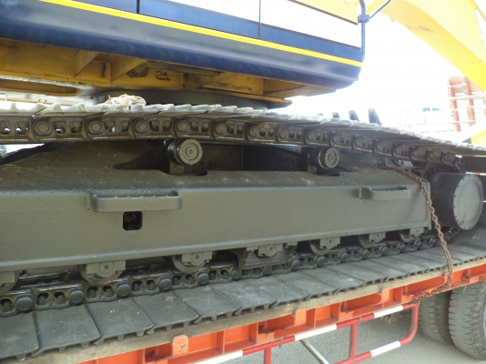 SK200-1YN-15019@2033hrsรถจอดที่นวนครครับ SK200-1YN-15019@2033hrsรถจอดที่นวนครครับ