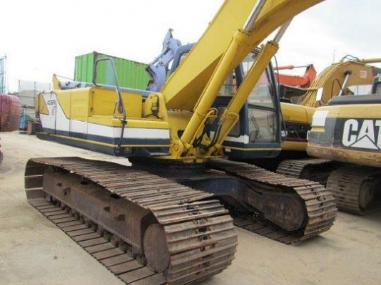 SK200-1YN-15019@2033hrsรถจอดที่นวนครครับ SK200-1YN-15019@2033hrsรถจอดที่นวนครครับ