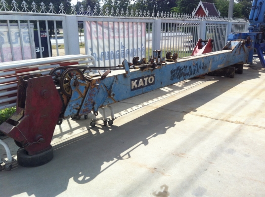 บูมรถเครน 11 ตัน KATO NK110H พร้อมกระบอกยืดบูม บูมรถเครน 11 ตัน KATO NK110H พร้อมกระบอกยืดบูม