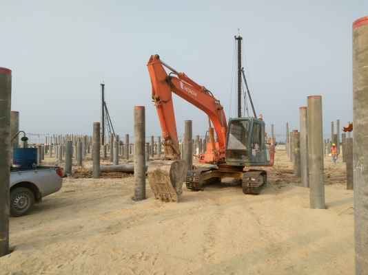 รับสมัครพนักงานขับรถแม็คโฮ รับสมัครพนักงานขับรถแม็คโฮ