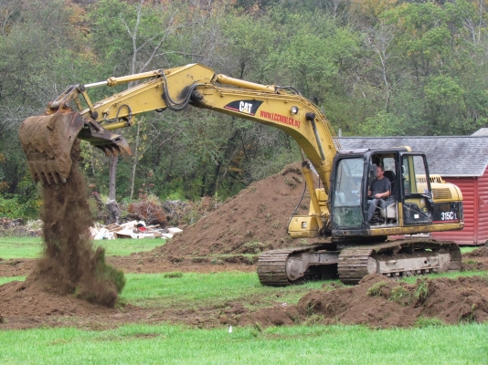 รับสมัครพนักงานขับรถแม็คโฮ รับสมัครพนักงานขับรถแม็คโฮ