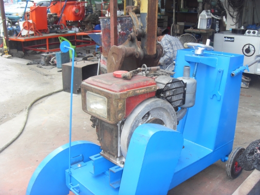 ขายเครื่องตัดถนน เครื่อง YANMA