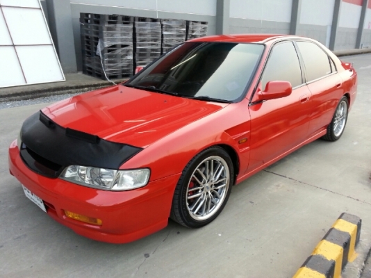 รถสวย พร้อมใช้ แก๊สหัวฉีดประหยัด