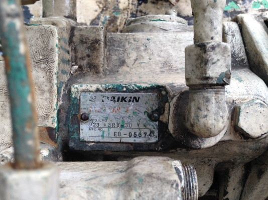 ขายปั้มน้ำมันไฮโดรลิค ขนาดมอเตอร์ 5 HP. 380 V ซาลีนอยเป็น 220 VAC สภาพสวย อุปกรณ์ครบ พร้อมใช้งาน ( ขอลงขายใหม่ครับลูกค้าตกลงซื้อแล้ว ไม่พร้อมรับของ ลดราคาให้ด้วยครับ