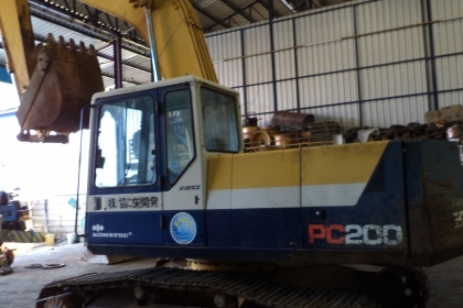 PC200-5-65620 รถขุด KOMATSUรถจากญี่ปุ่นครับ