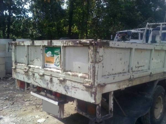 รถ 6 ล้อขนาดกระบะยาว 5.50 เมตร ยี่ห้อ HINO FC 120 แรงม้า รุ่นกระจกไฟฟ้า ปี 2536 รถ 6 ล้อขนาดกระบะยาว 5.50 เมตร ยี่ห้อ HINO FC 120 แรงม้า รุ่นกระจกไฟฟ้า ปี 2536