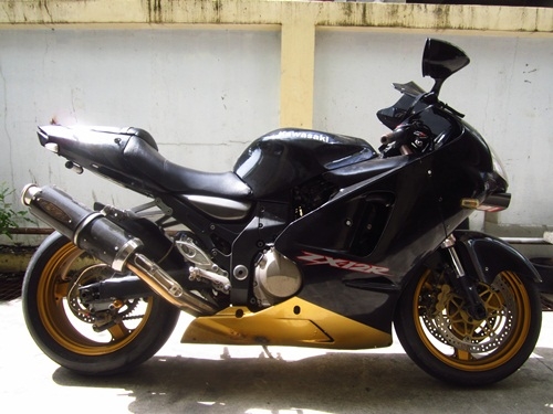 ขายด่วน นินจา zx12r ปี 2002 เครื่อง 1,200 หัวฉีด ทะเบียน