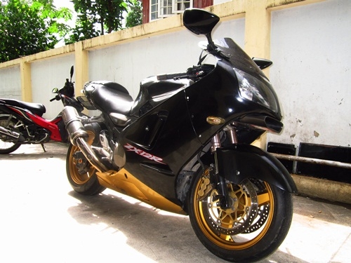 ขายด่วน นินจา zx12r ปี 2002 เครื่อง 1,200 หัวฉีด ทะเบียน