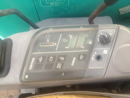 .ขายแม็คโคร PC 30-7  ***ปั้มนิ้ว*** ลายหัวเจาะ  เครื่องดี  ปั้มแรง เอวแน่น ช่วงล่างเต็ม สภาพพร้อมใช้งาน นำเข้าจากญี่ปุ่น ติดต่อคุณ อิทธิวัฒน์ 081-9343573