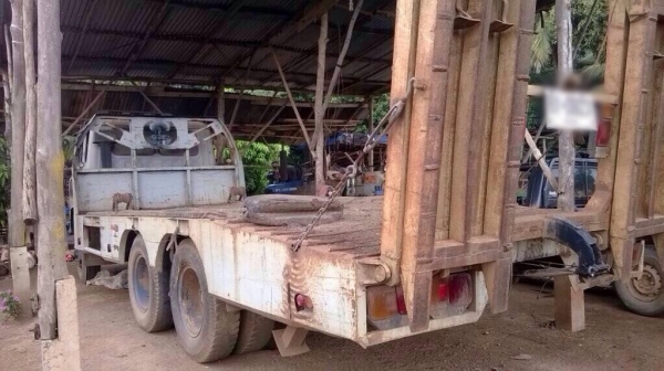 ขายเทเลอร์รถเกี่ยว HINO KT725 วางตัว F18 - 2 เพลา  เครื่อง EH700 เบรคจิฟฟี่