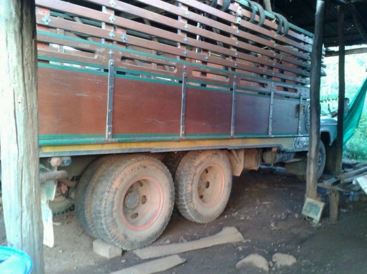 ขายรถบรรทุกสิบล้อหน้ายาว เครื่อง J - 165 แรง 2 เพลากระบะไม่ดั๊มพ์ สโลจีบ พวงมาลัยพาวเวอร์ ทะเบียนเต็ม