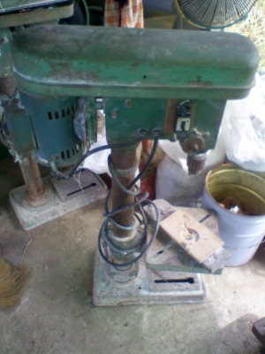 ขาย สว่านเเท่นยี่ห้อrexson มอเตอร์ครึ่งเเรงใช้ได้ทุกตัวตัวละ4000 บาท มีสามตัวสภาพพร้อมใช้ไม่เเพง