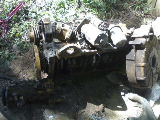 ขายCAT D3C ตีนเป็ด ใบมี6ทิศทาง เก่านอก ตามสภาพ ติดต่อได้ที่คุณอ๊อฟ พิจิตร 086-737-9991