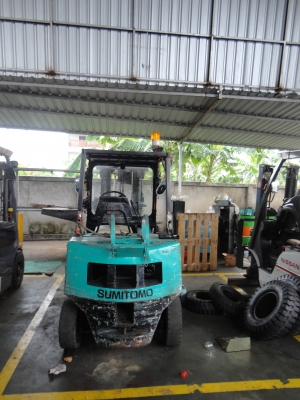 ขายรถ sumitomo fg20 แก็ส+นํ้ามัน
