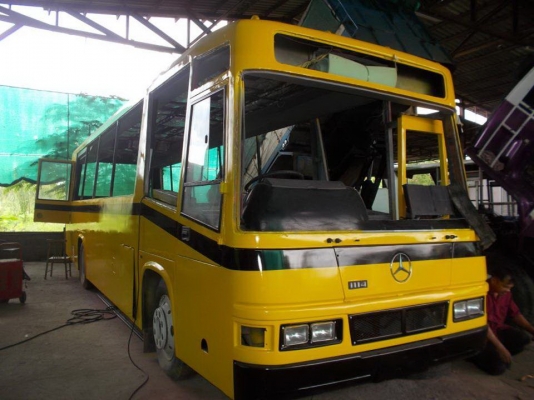 ขายรถบัสนักเรียนขนาด 30ที่นั่งยี่ห้อเบนซ์