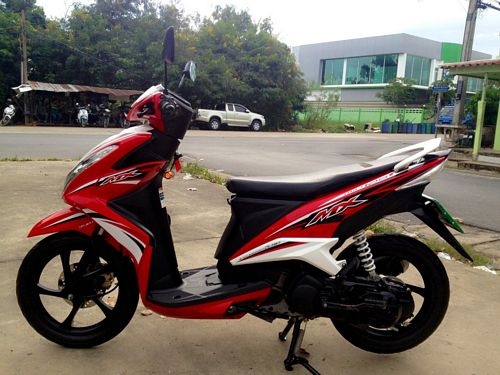 YAMAHA MIO125iMXรถ11เดือนวิ่ง3xxxโลสภาพป้ายแดงพร้อมใช้งานมีเล่มพร้อมโอน