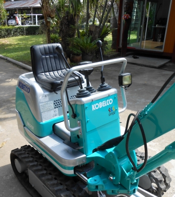 ขายรถขุดKOBELCO SK007-2 เก่านอกปรับสภาพแล้วพร้อมใช้